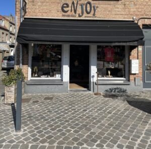 Logo Enjoy Concept Store